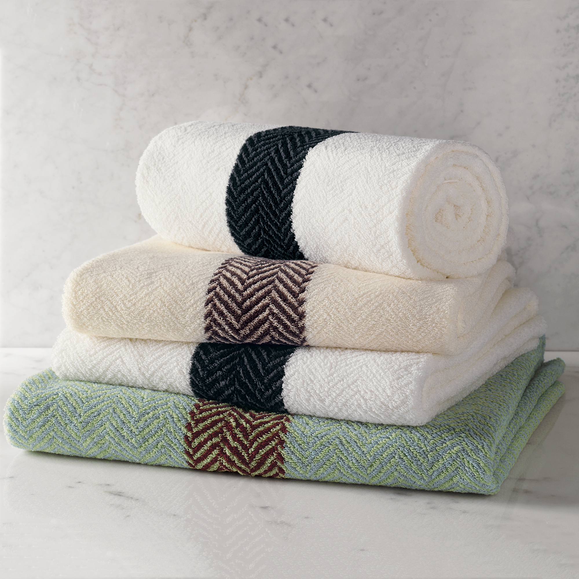 CHEVRON BORDO BATH SHEET