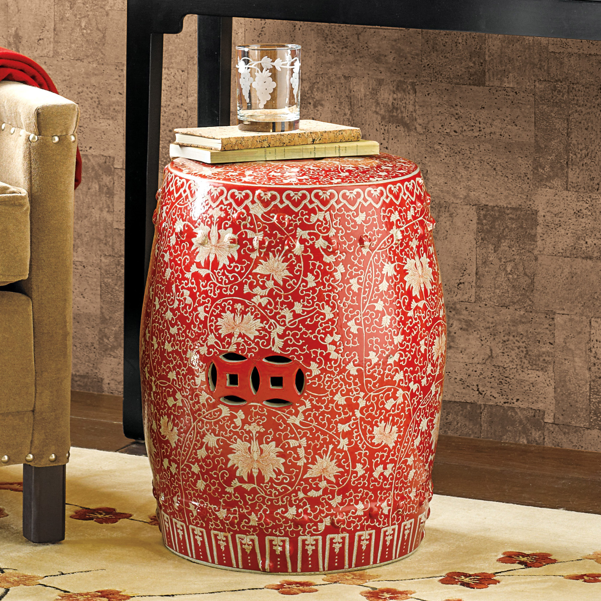 RED AND WHITE FLORAL GARDEN STOOL