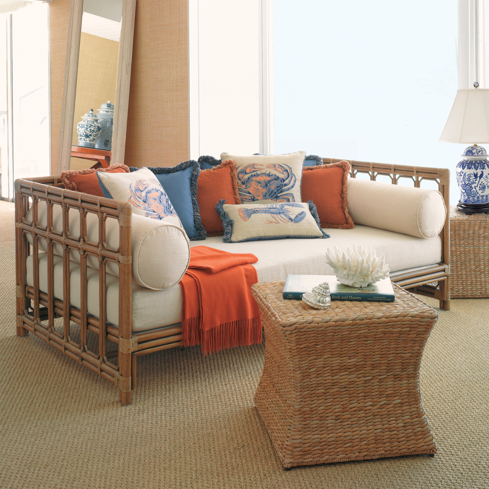 RATTAN DAYBED
