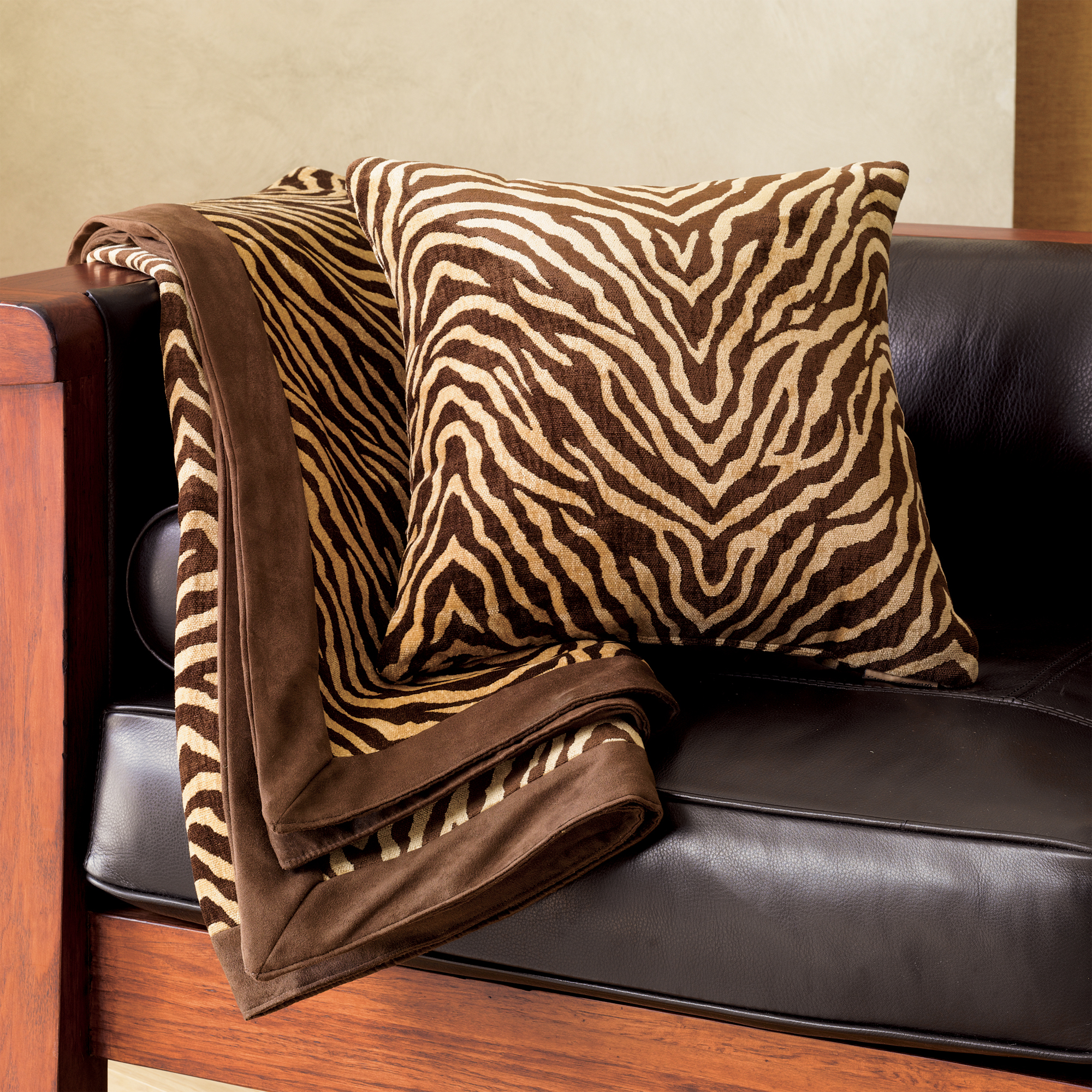 ZEBRA THROW