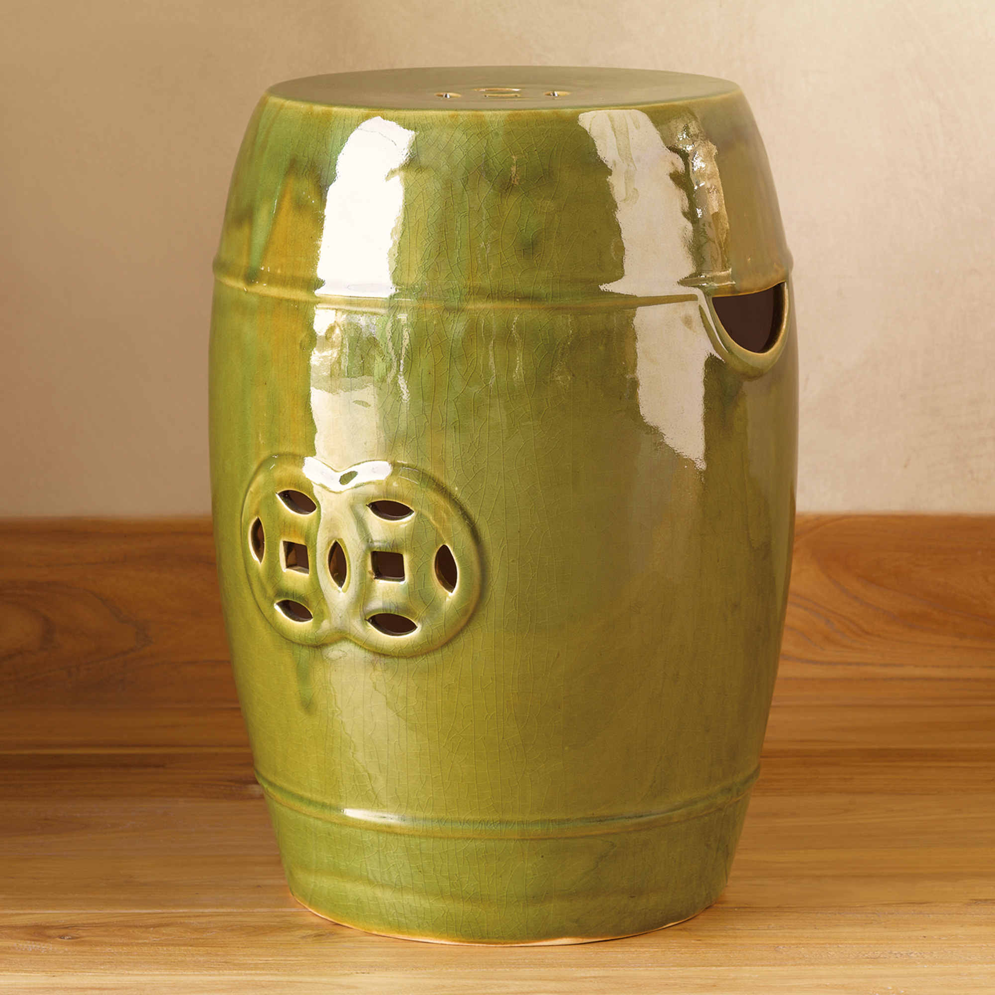 GREEN GARDEN STOOL