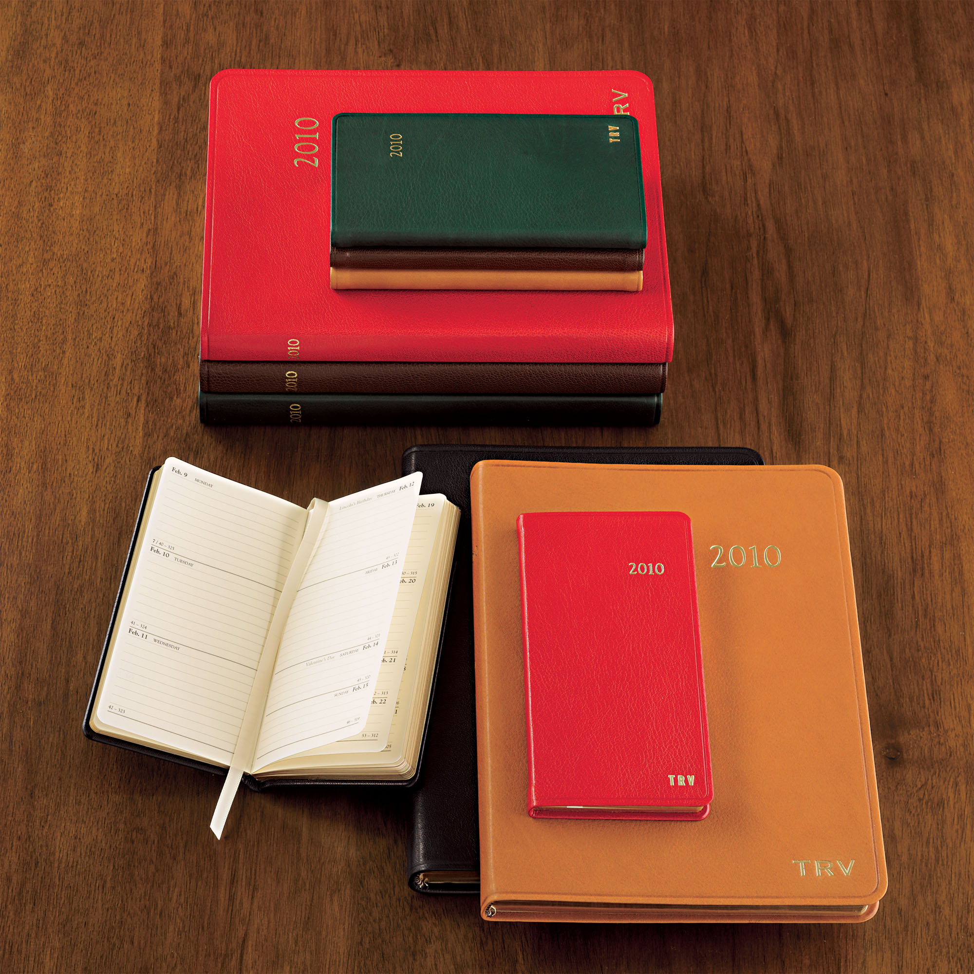 Gump's 2010 Desk Diary, 256 pages, 7