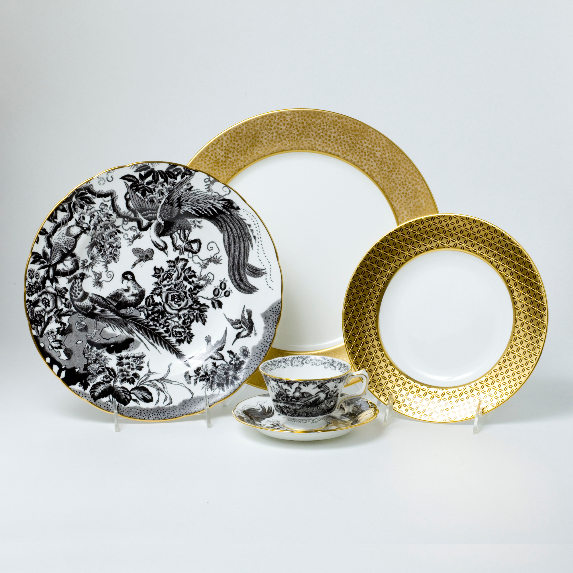 BLACK AVES WITH GOLD 5 PC SETTING
