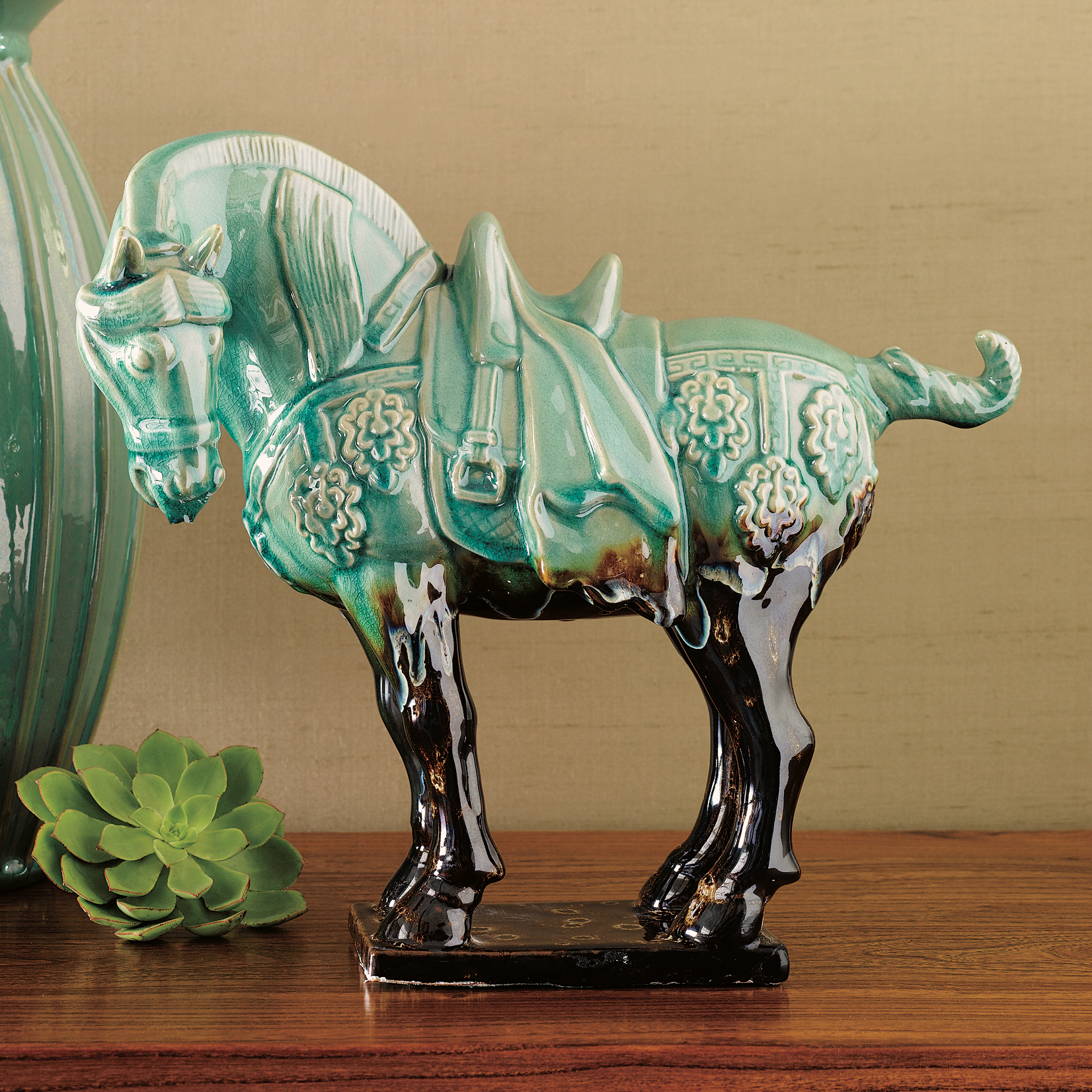 TANG HORSE VARIEGATED