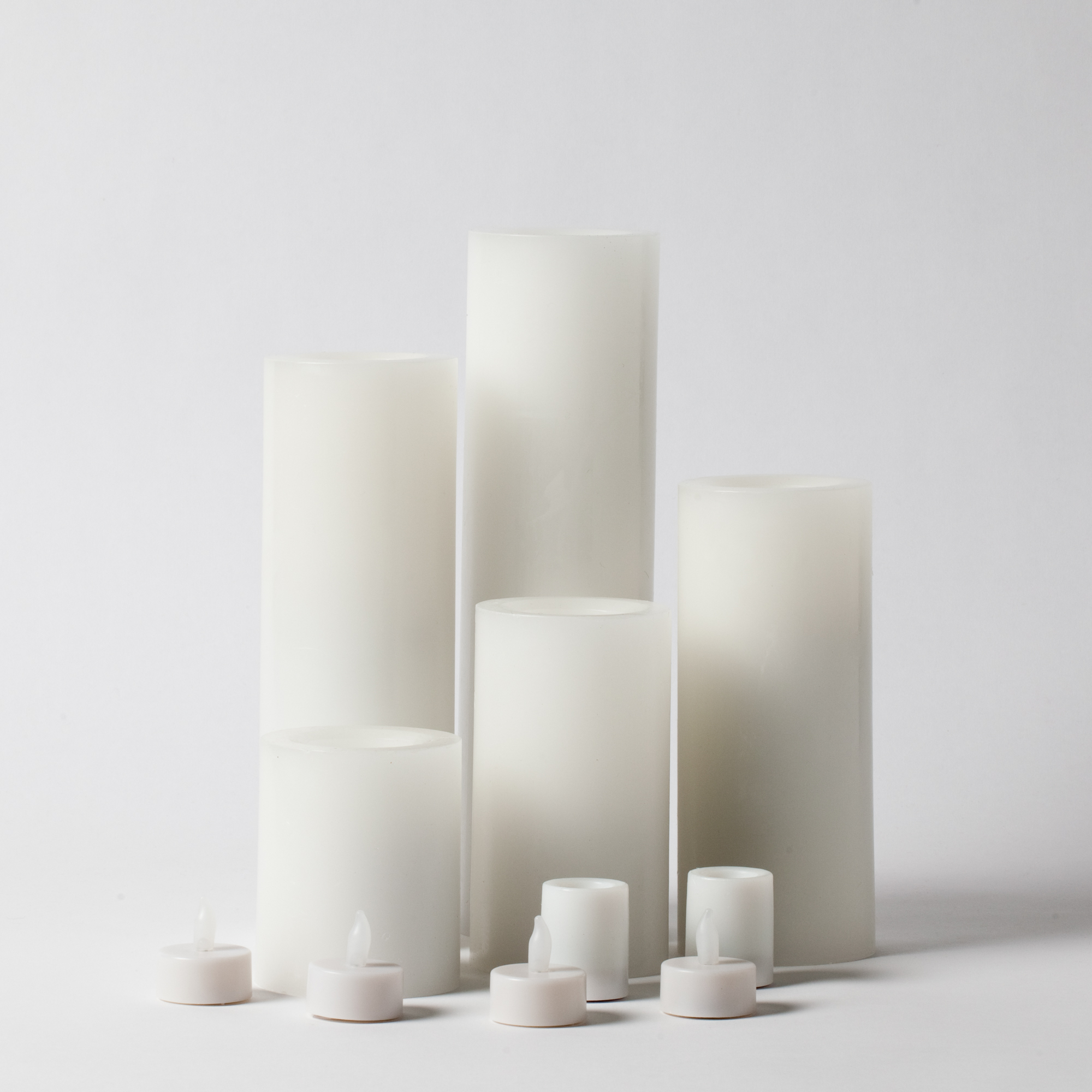 Set of 6 Flameless Votives                              