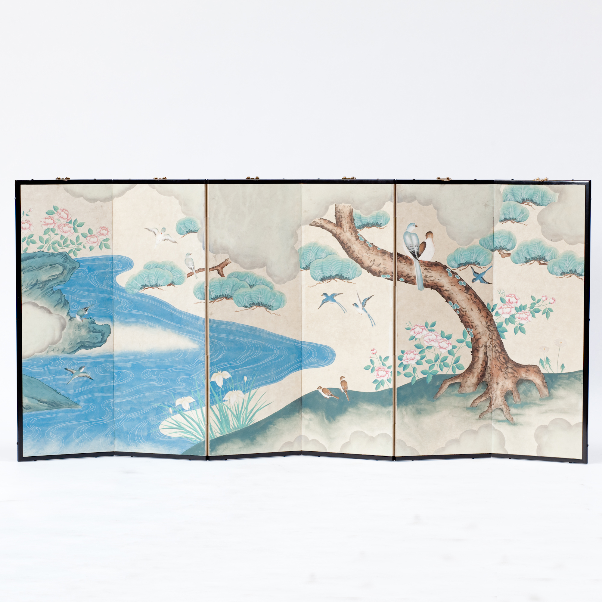 BIRDS AND RIVER SCREEN