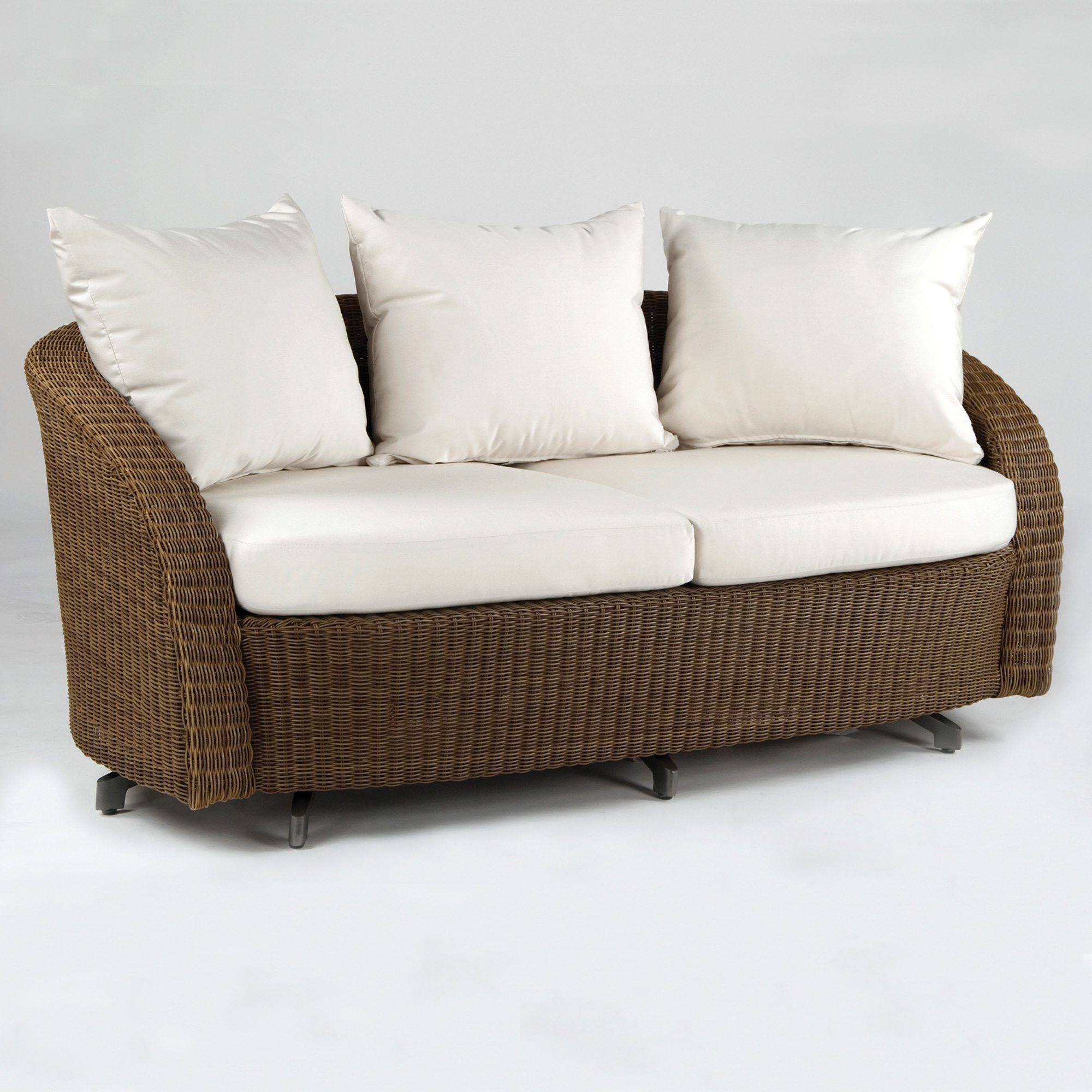 CARMEL SETTEE
