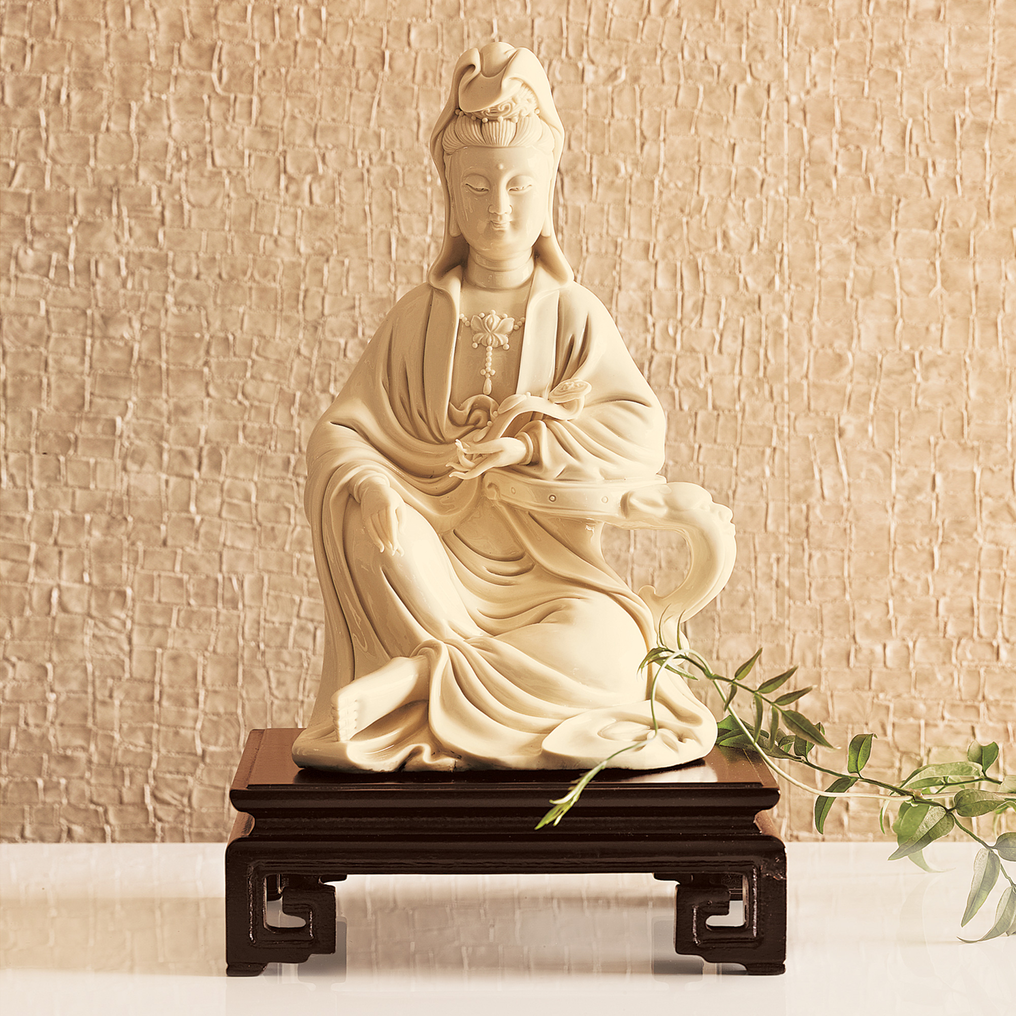 IVORY KUAN YIN