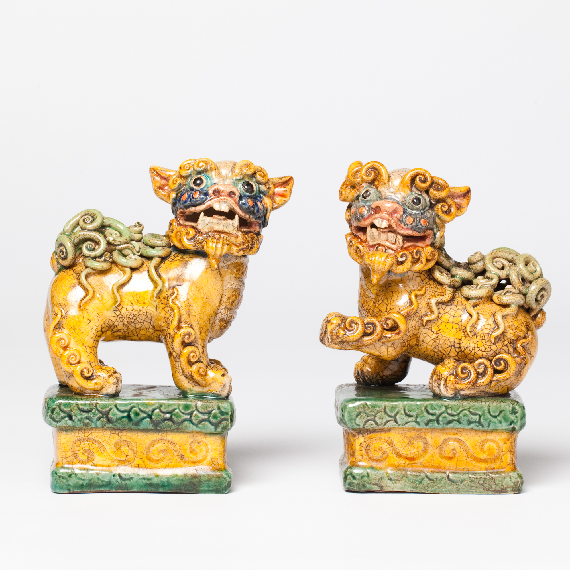 MAJOLICA FOO DOGS