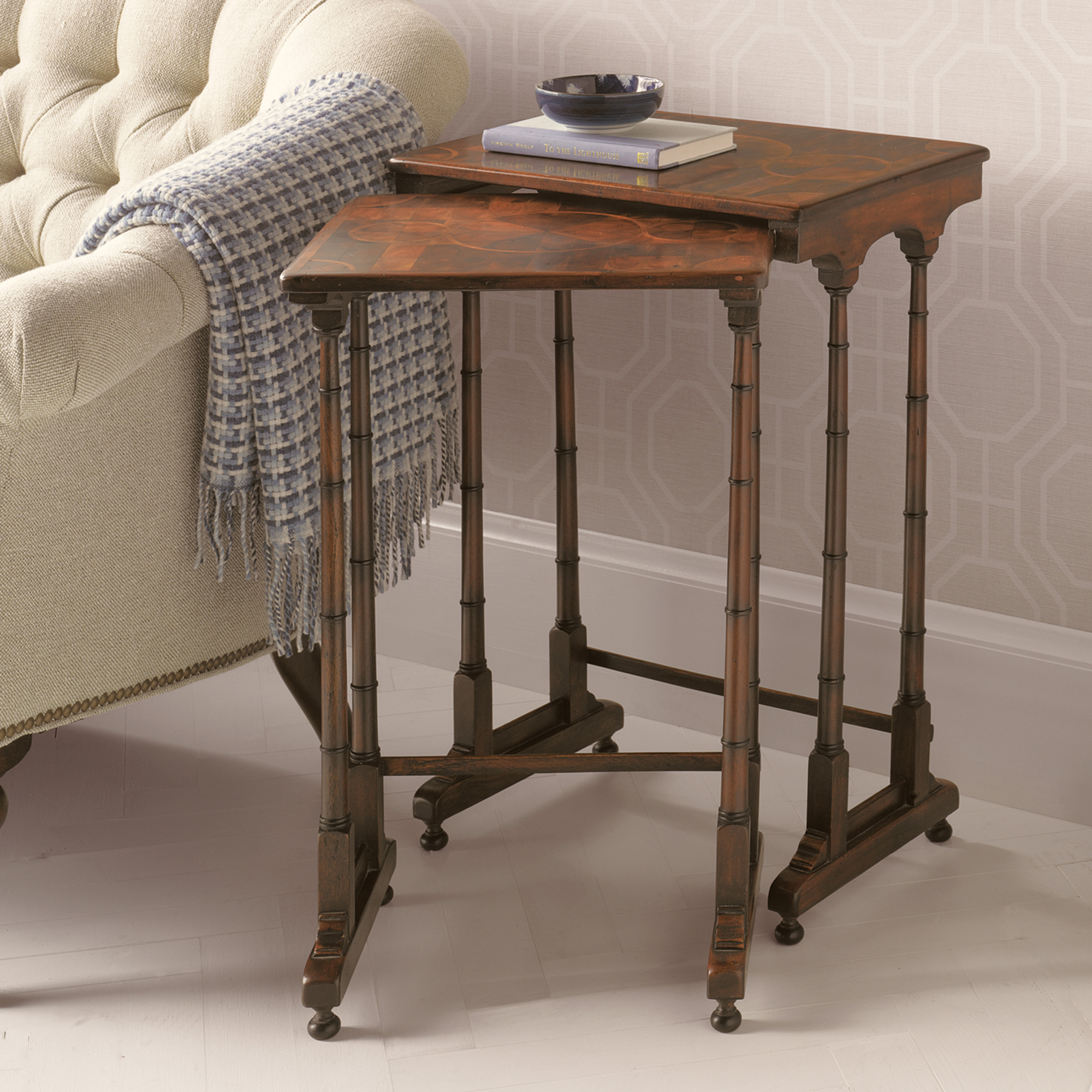 Oyster Nesting Tables (fs $25)
