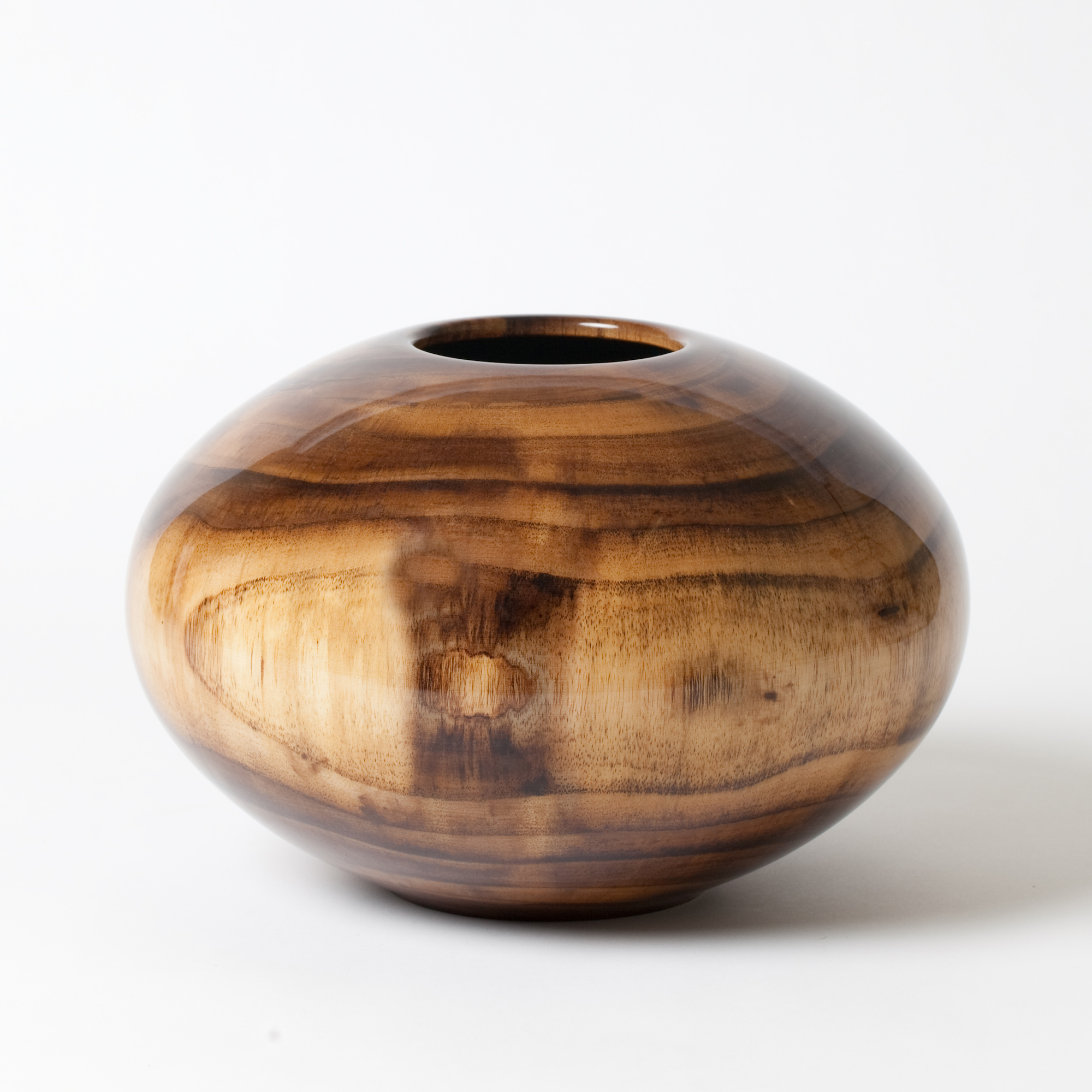 Moulthrop Mimosa Globe