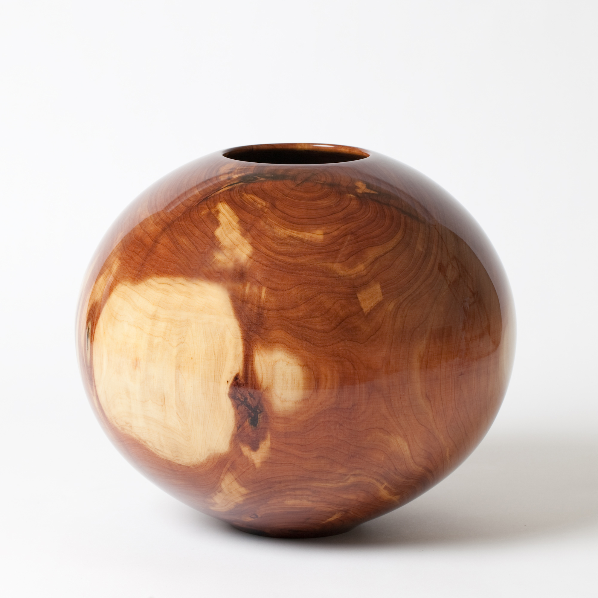 Moulthrop Red Cedar