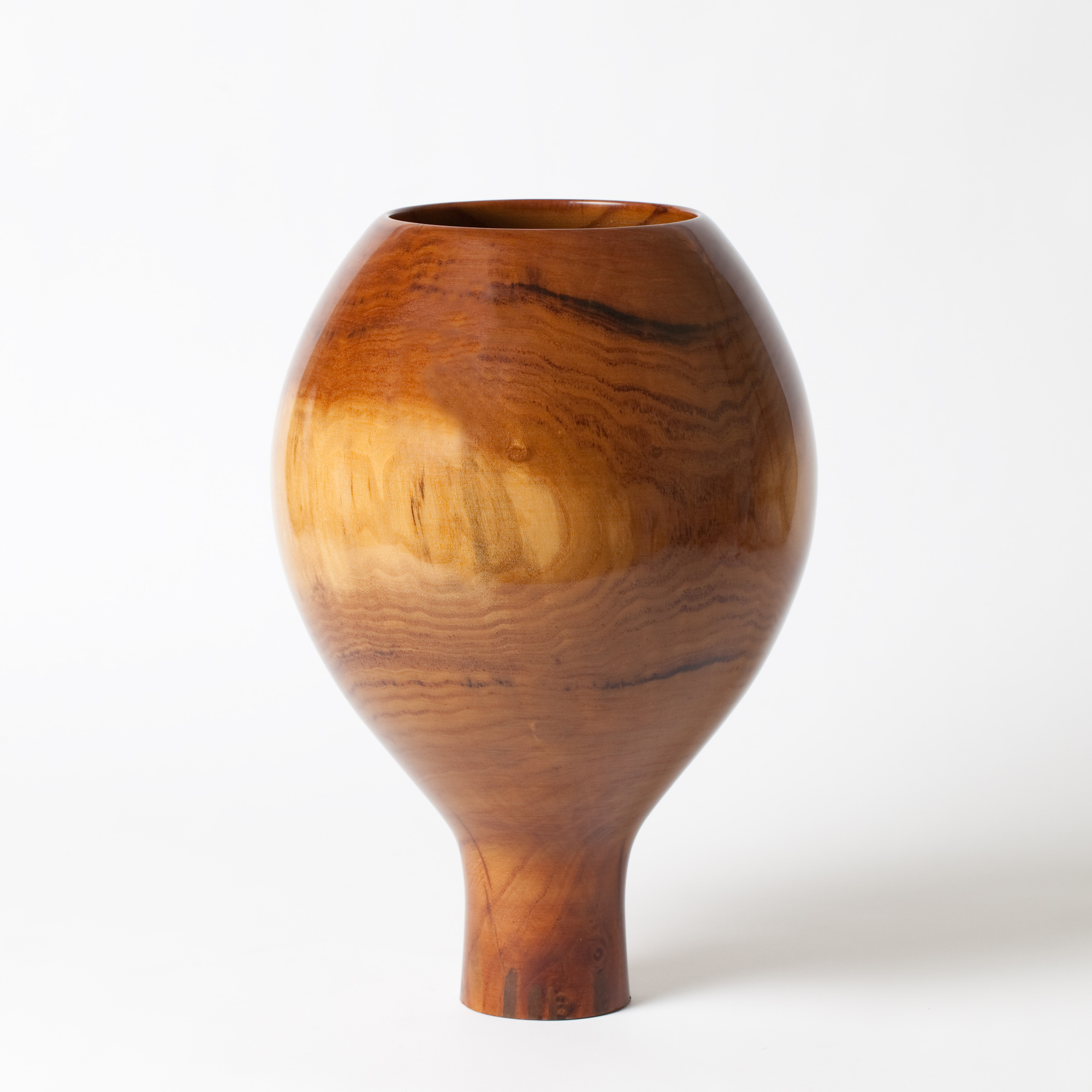 Moulthrop Mulberry Vase