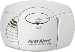Carbon Monoxide Alarm Battery Operated AA CO400 by First Alert BRK Brands Best Price