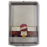 13 By 9 Inch Oblong Cake Pan 2105-961 by Wilton Industries Best Price