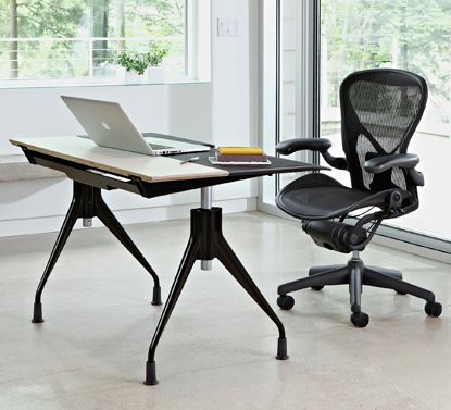Envelop Desk and Aeron Chair