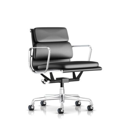 Eames Soft Pad Management Chair