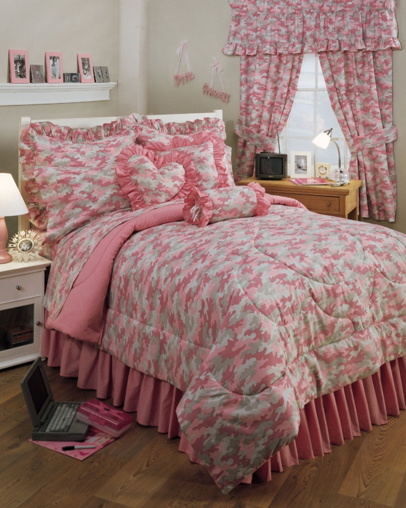 Pink Camo Twin Comforter Set