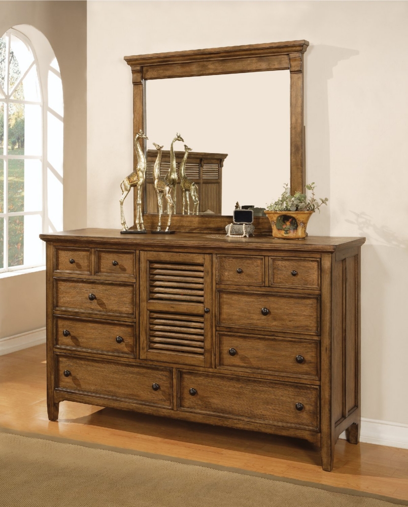 Newberry 8 Drawer Dresser