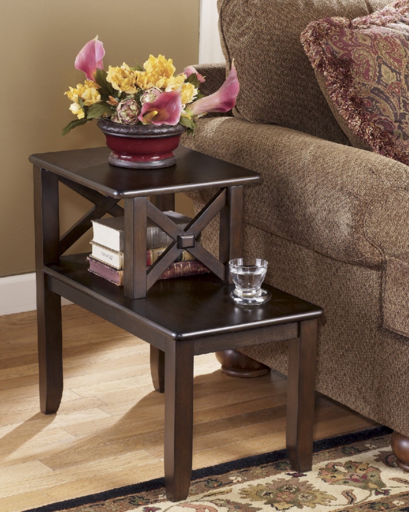 Hayley Chairside Table