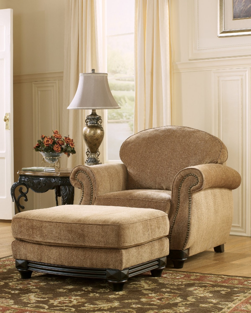Arliss Chair