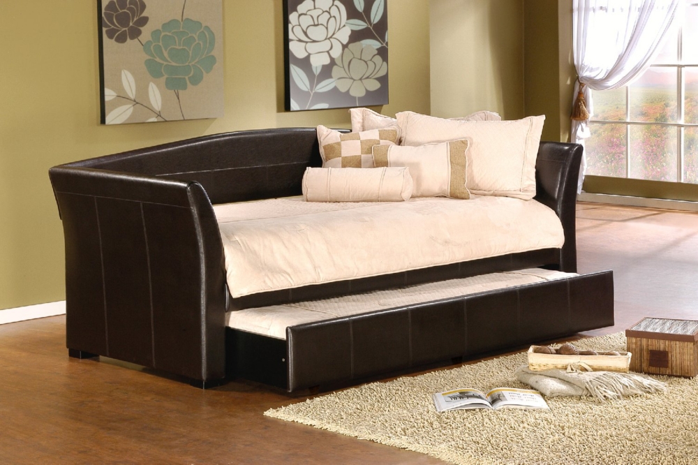 Montgomery Daybed Frame with Pull-out Trundle Overnighter Package