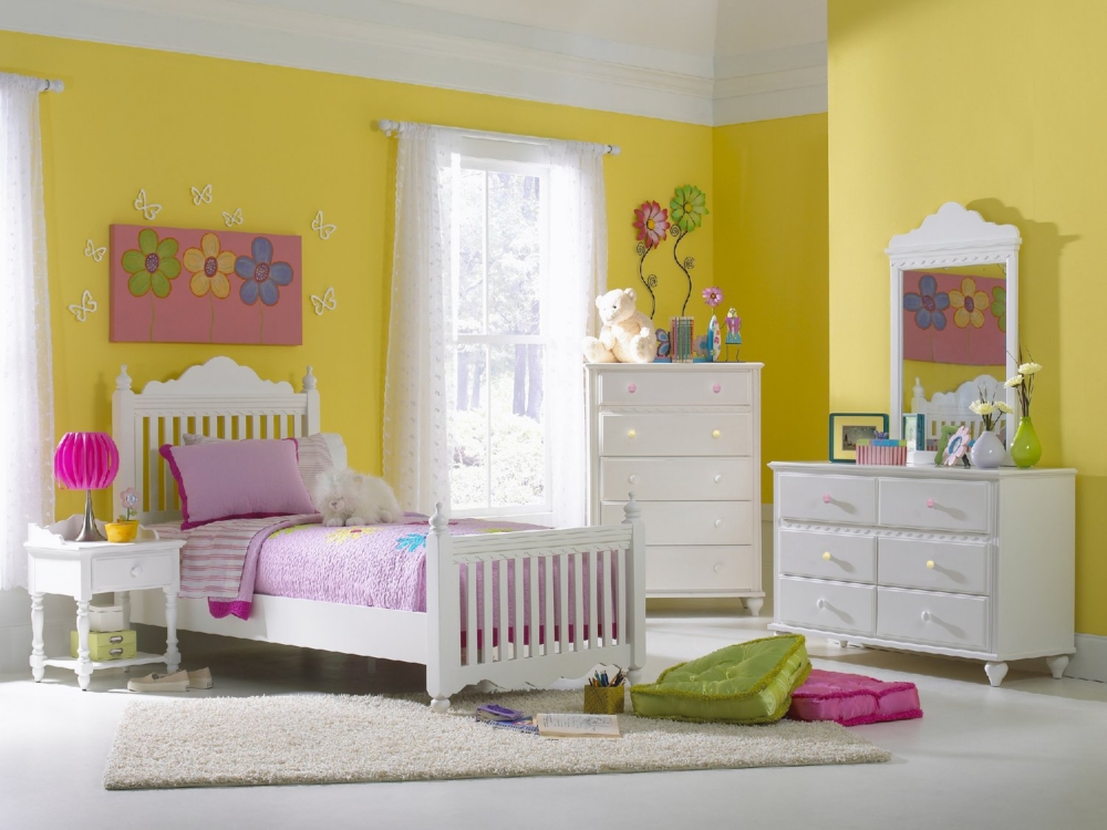 Lauren Full Poster Bed