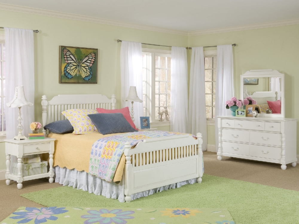 Olivia Full Low Post Bedroom Suite