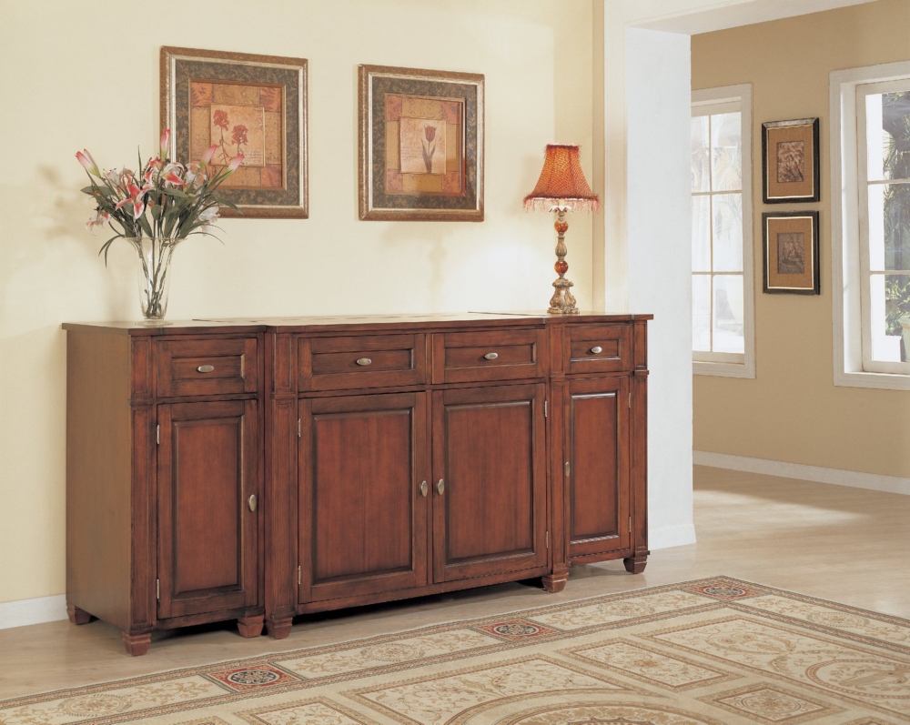 Lincolnton Lift Console With Piers
