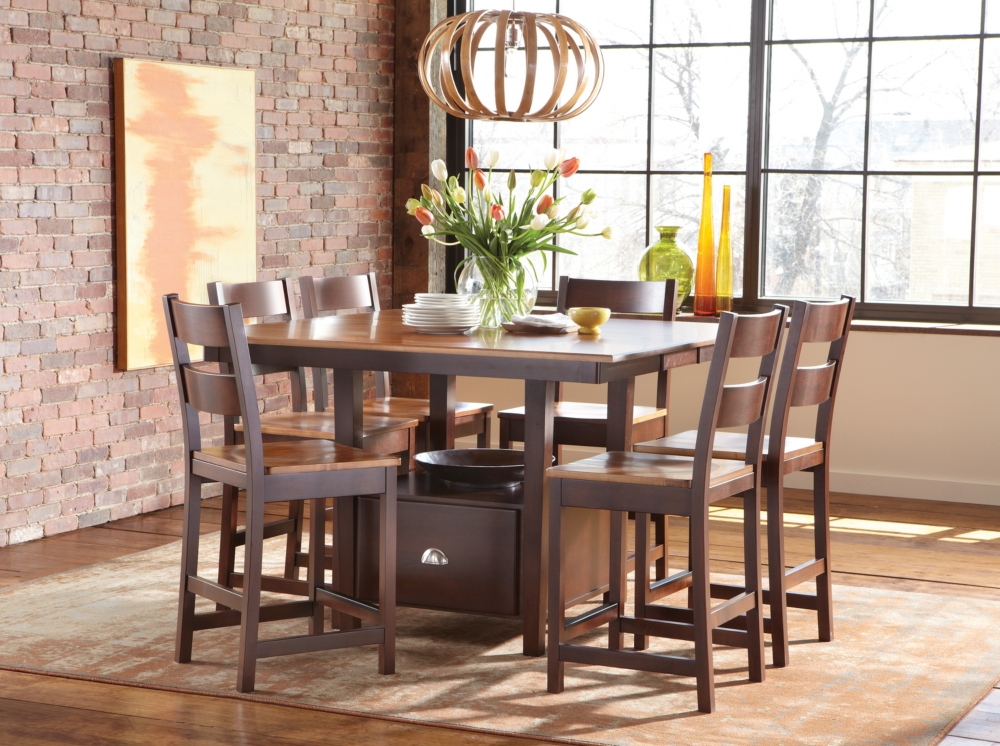 Austin Gathering height table and 4 counterstools
