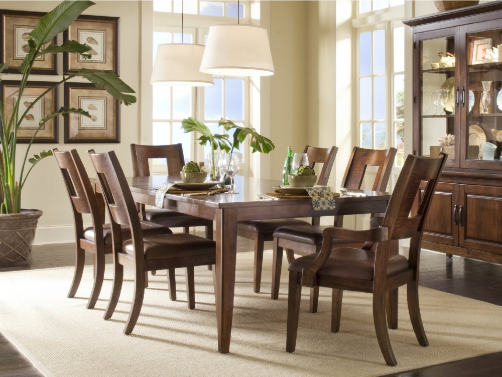 Catura Mango leg table and 4 side chairs