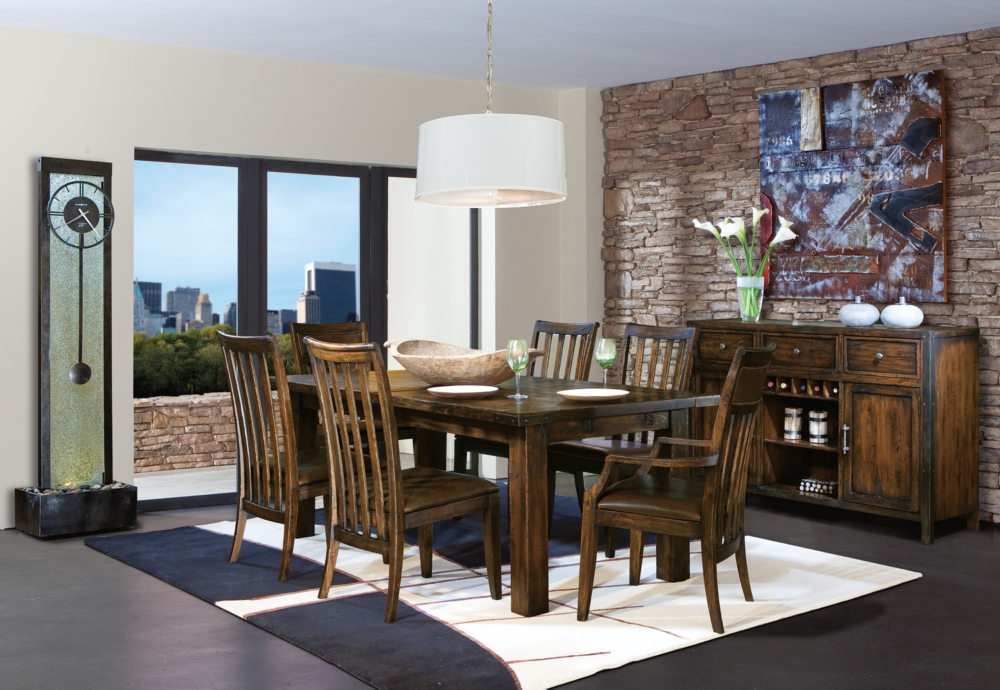 American Memories Dining Set
