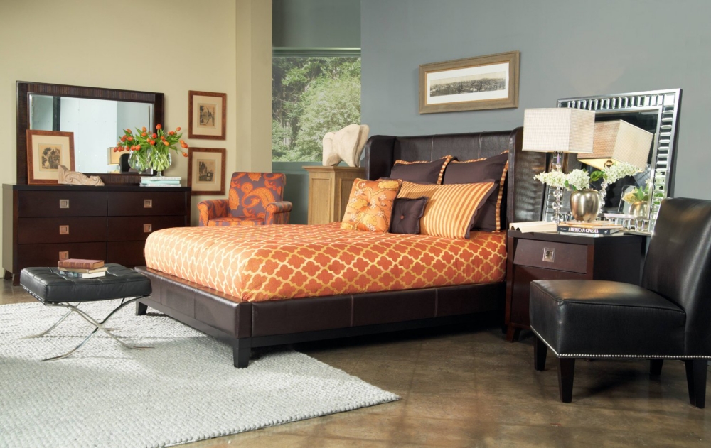 Marlowe Queen Leather Bed Suite