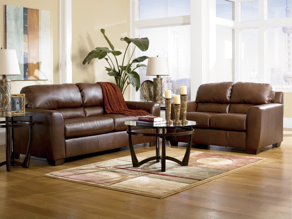 Charles 5 Piece Room Package