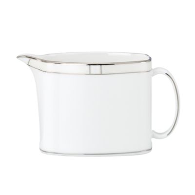 noel alabaster creamer