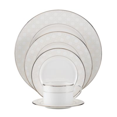 carling way five-piece place setting