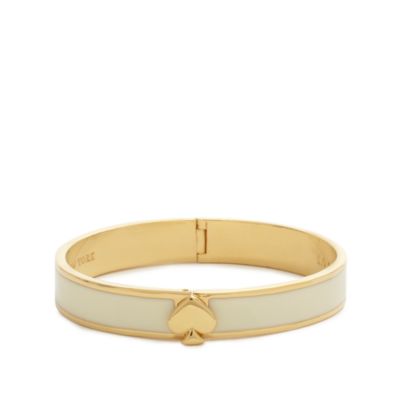 spade hinge bangle