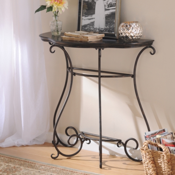  Sara Demilune Table
