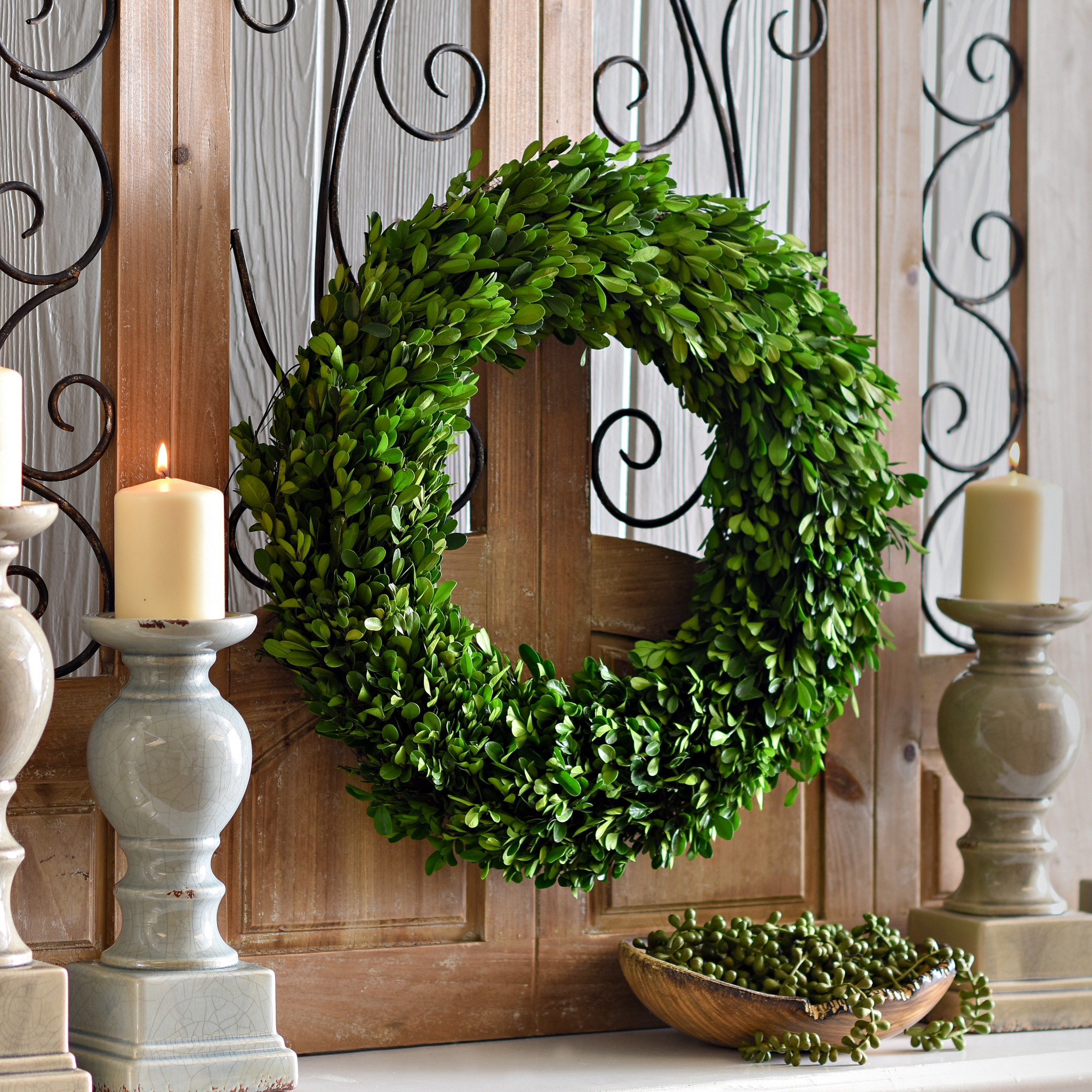 4. Homely Haven: Cozy Preserved Boxwood Wreath