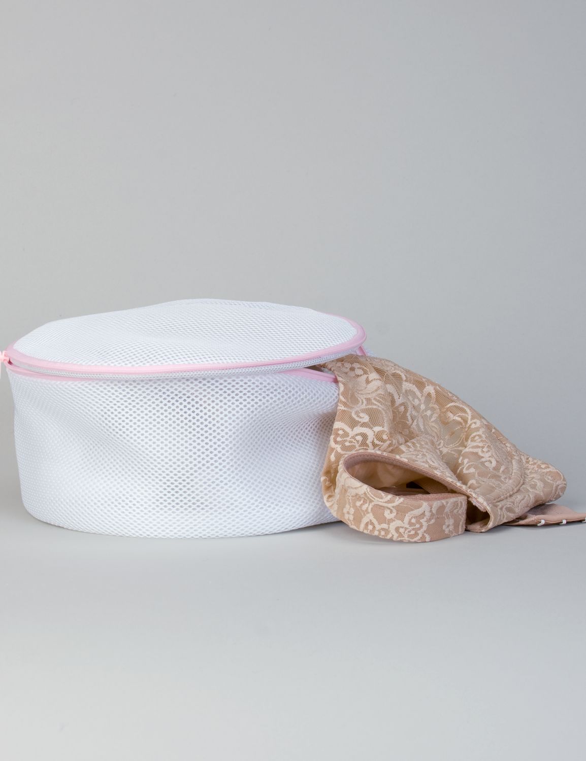 Bra saver plus::Cacique Accessories