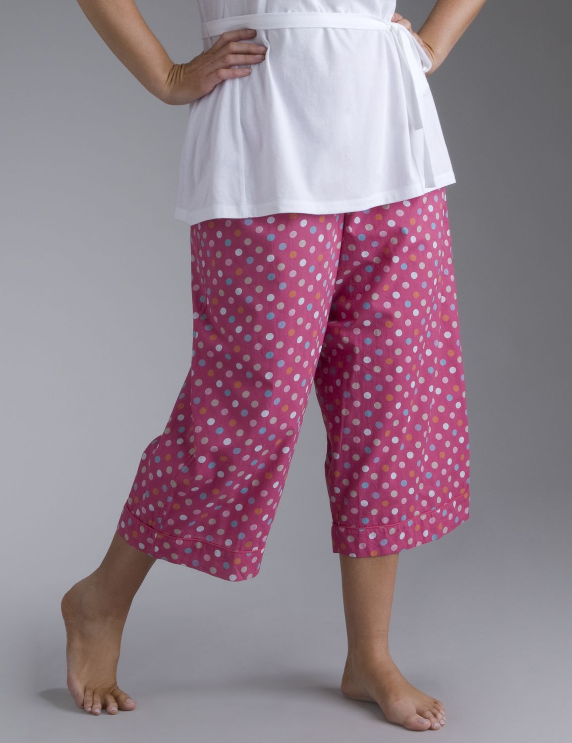 Multi dot woven capri