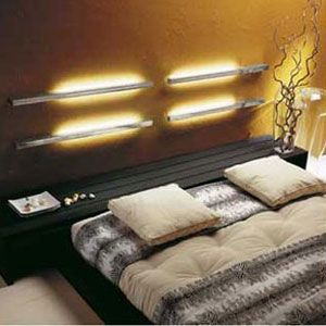 Zip Linear Wall Sconce by De Majo