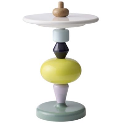 Shuffle Table by &Tradition