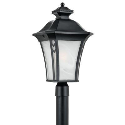 Norfolk Postmount by Quoizel
