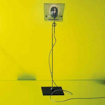 Los Minimalos Uno Table Lamp by Ingo Maurer