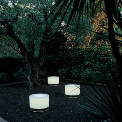 Harry Garden Lamp by Carpyen