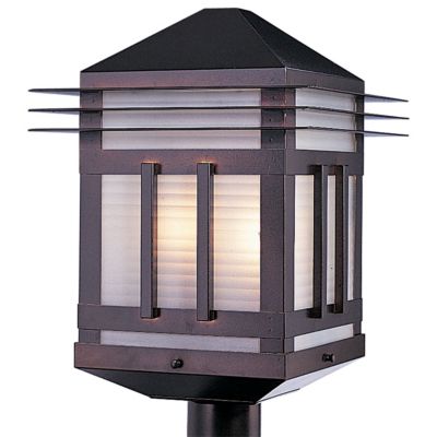 Gatsby Outdoor Postmount by Maxim