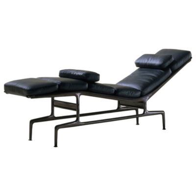 Eames Chaise by Herman Miller