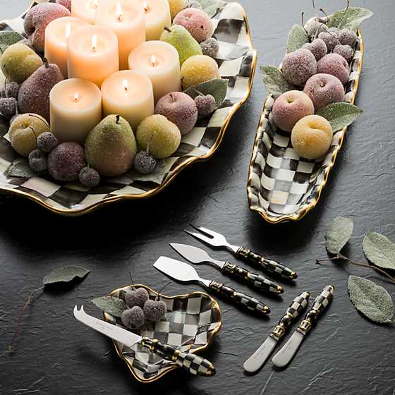 Courtly Check Hors d'Oeuvre Tray image two