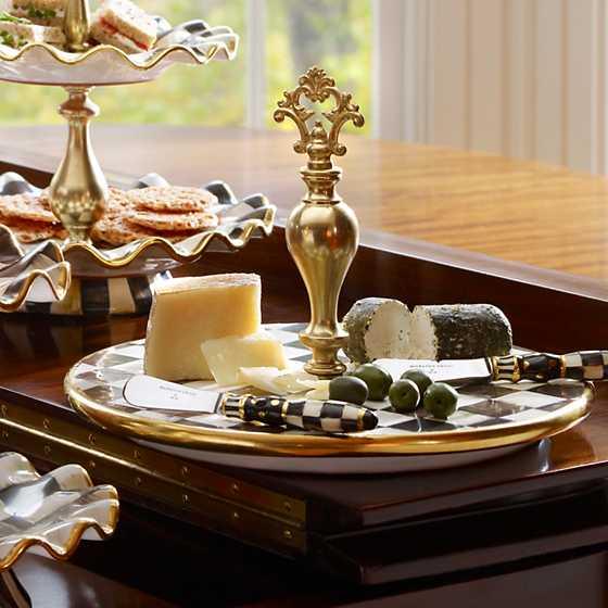 Courtly Check Cheese Course image three
